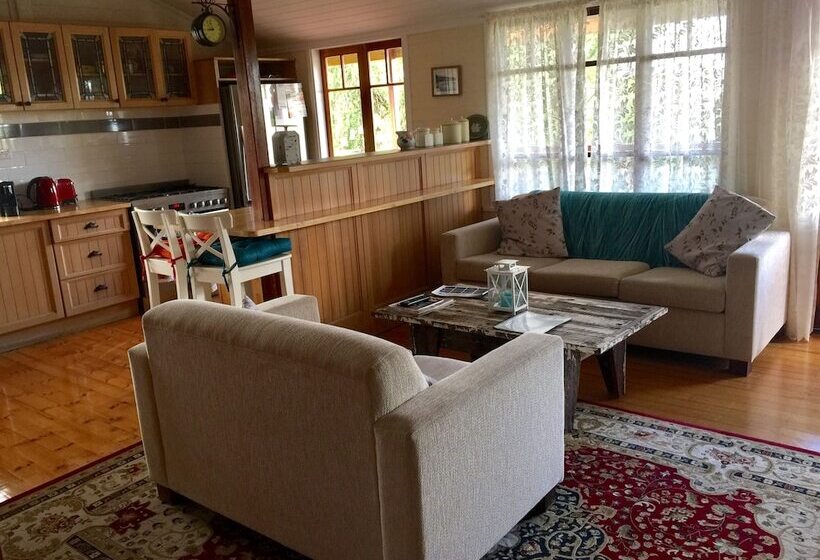 Boonah Cottage