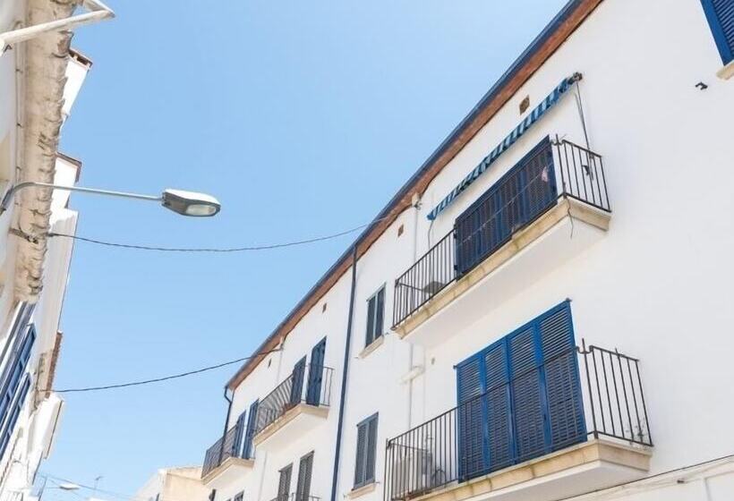 Family Flat With Parking Near Beach
