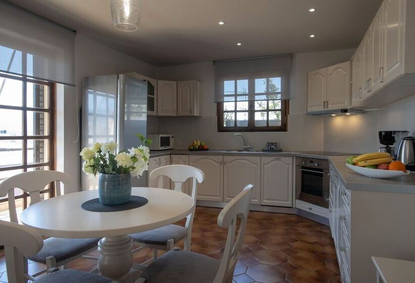 Lissou Apartment
