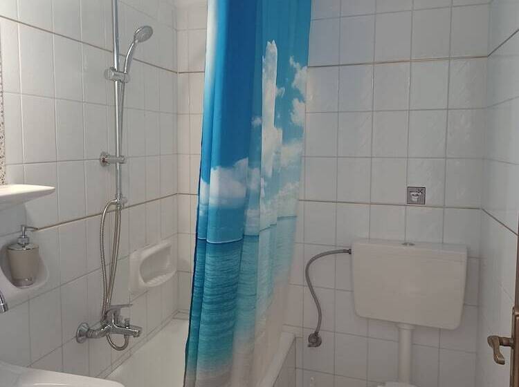 פנסיון Lefteri S Rooms