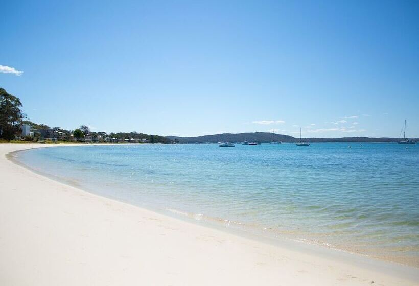 Vues At Salamander Bay
