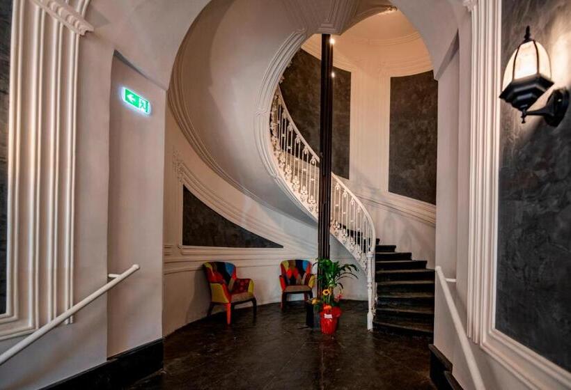 مسافرخانه Villa Elisio Hotel & Spa