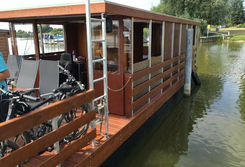 בית מלון כפרי Hausboot Demmin An Der Peene