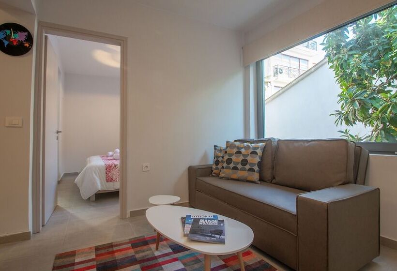 Ithaka Deluxe Home
