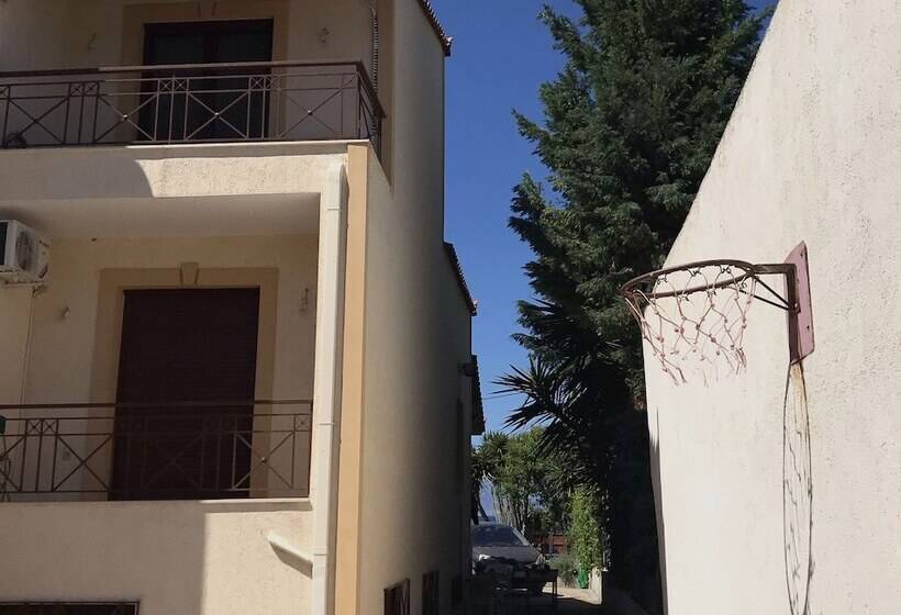 Villa Bella Loukisia