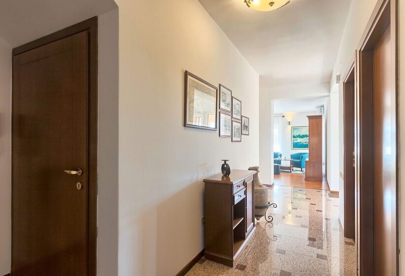 Apartment 1564