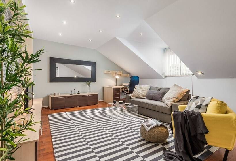 Aquila Apartment