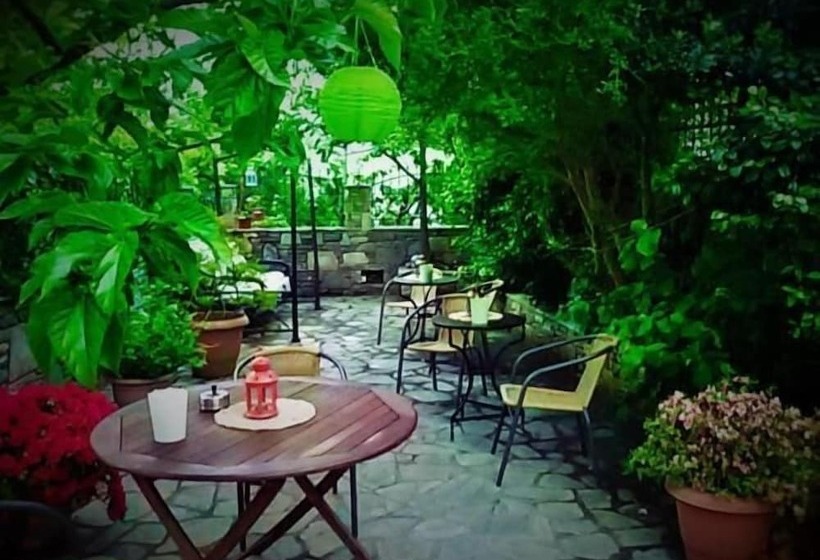 پانسیون Muses Country House