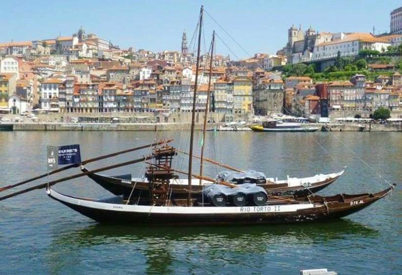 2 Bedrooms House With City View Furnished Terrace And Wifi At Alfena 7 Km Away From The Beach