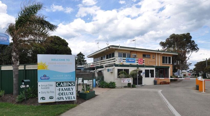 ホテル Dylene Caravan Park   2 Br Family Cabin With Air