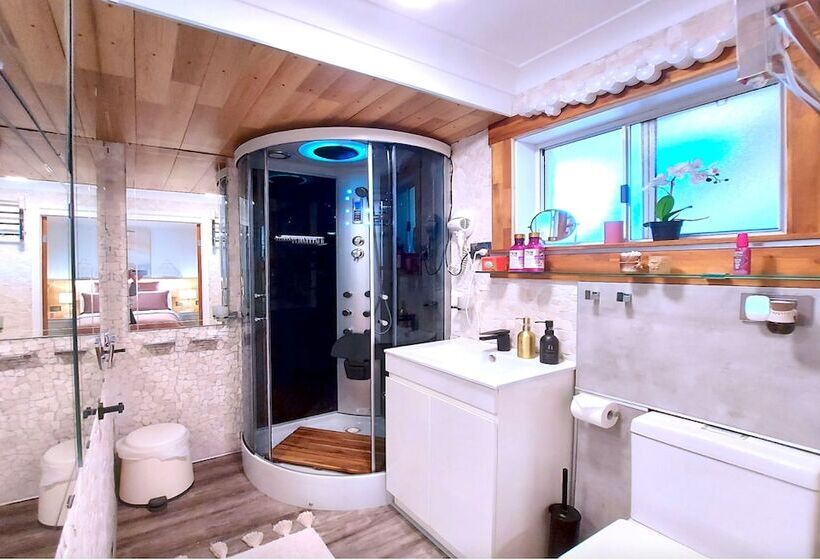 Luxury Escape
