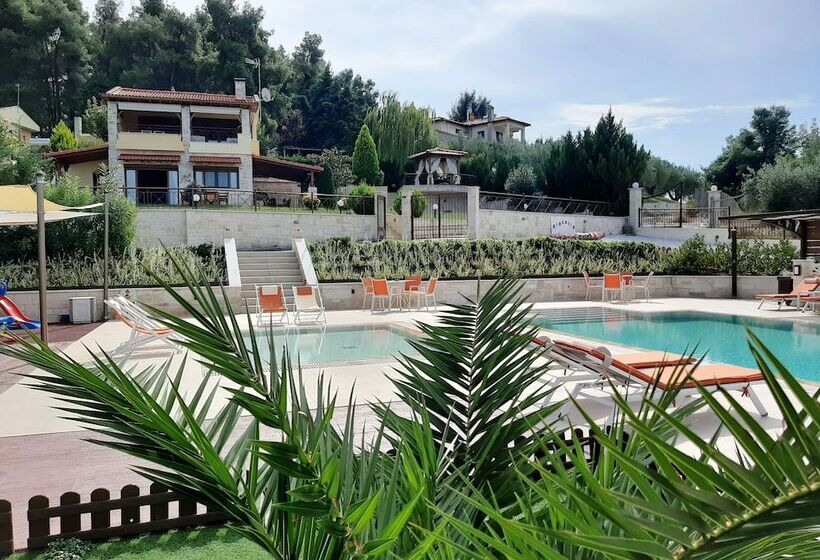 Aracelia Villas With Private Pool