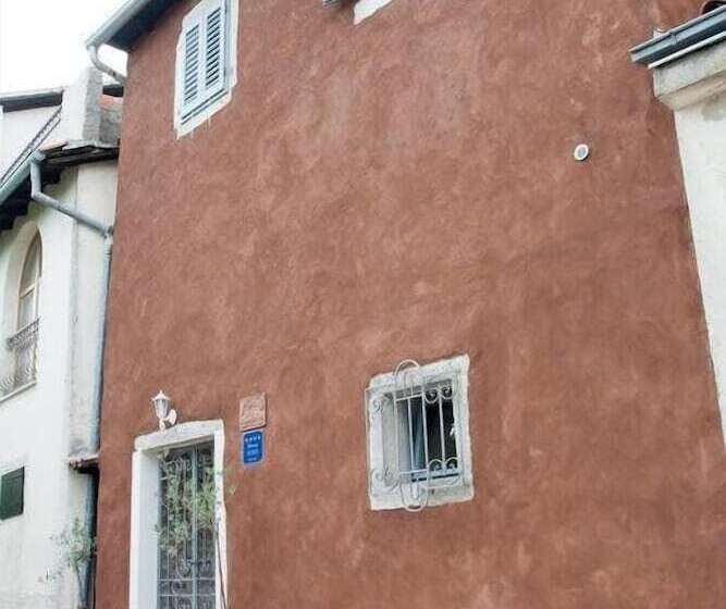 פנסיון Houses Of Motovun