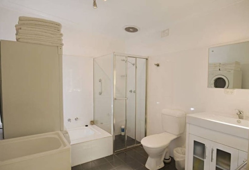 Gordon Street Cottage