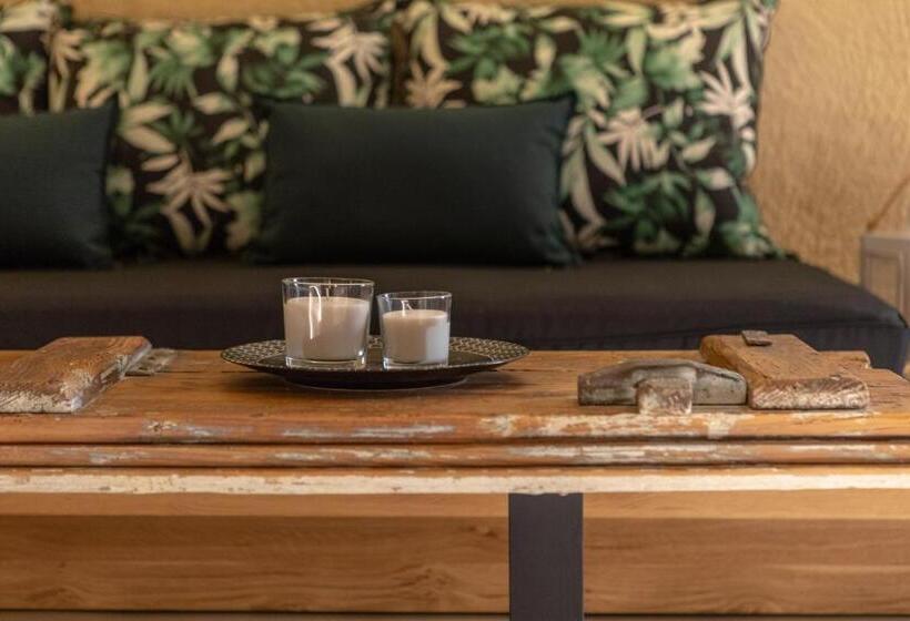 Nalas Suites