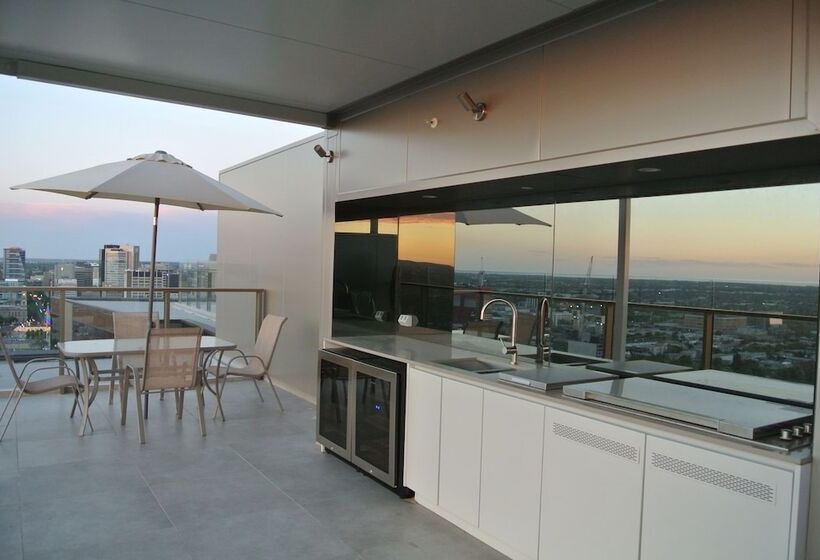 Adelaide Vue Penthouse