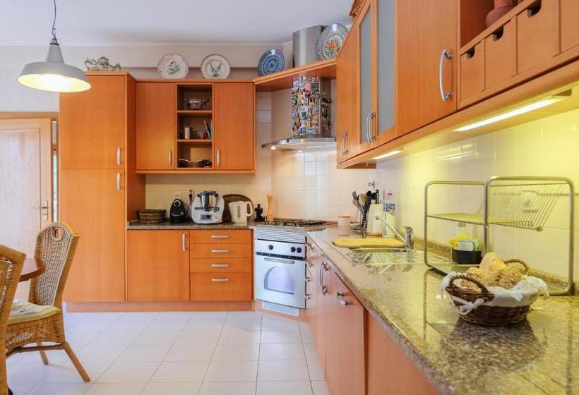 Sunny Villa In Comporta With Private Pool