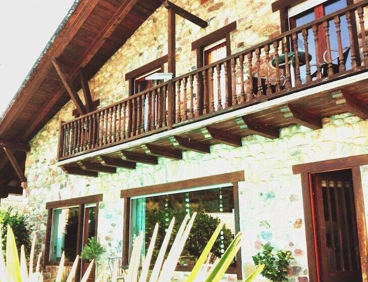 تختخواب و صبحانه Chalet Rec Dels Noguers