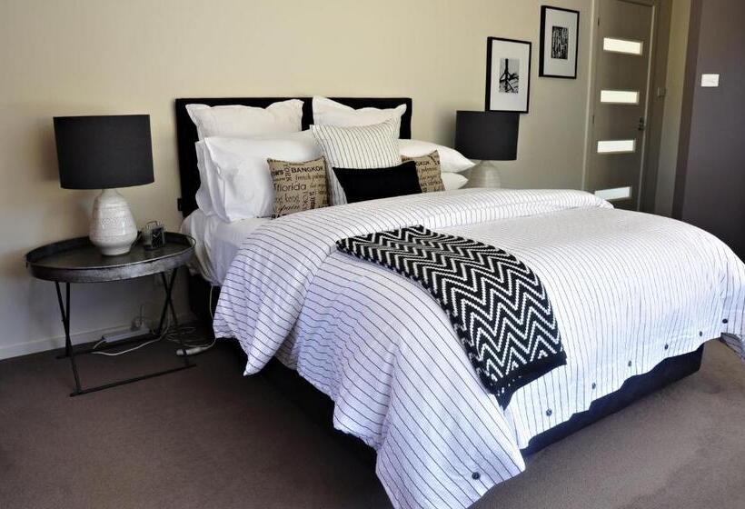 Daylesford Spa Villa One