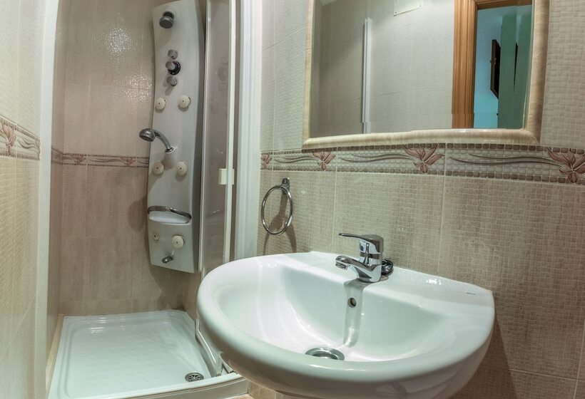 Pension Isabel By Vivere Stays