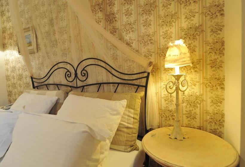 Vaela Hotel Cultural Resort