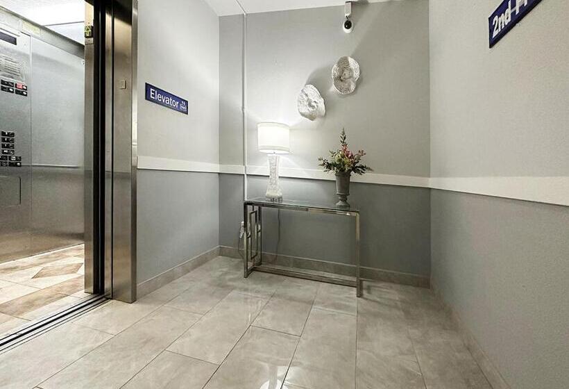 Bayvue Hotel, Resort & Suites