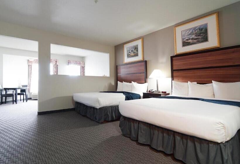 Bayvue Hotel, Resort & Suites