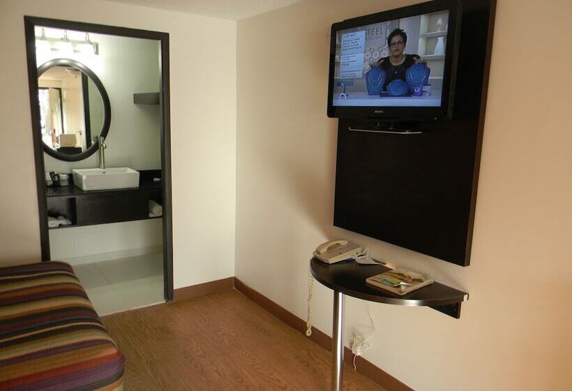 هتل Americas Best Value Inn Heath Newark