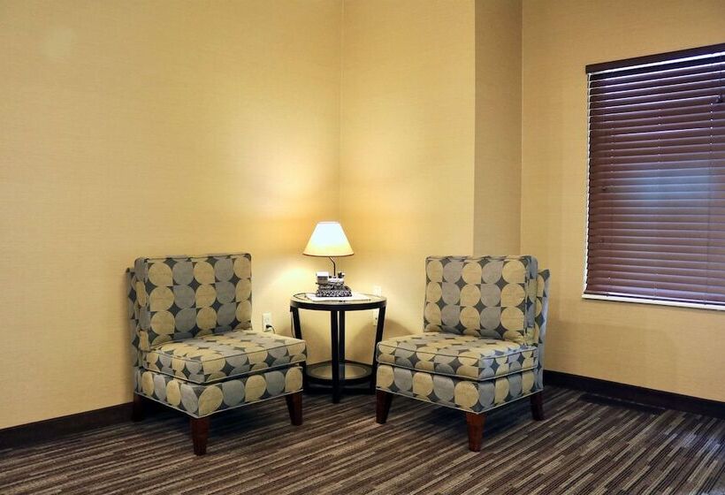 호텔 Best Western Fostoria Inn & Suites