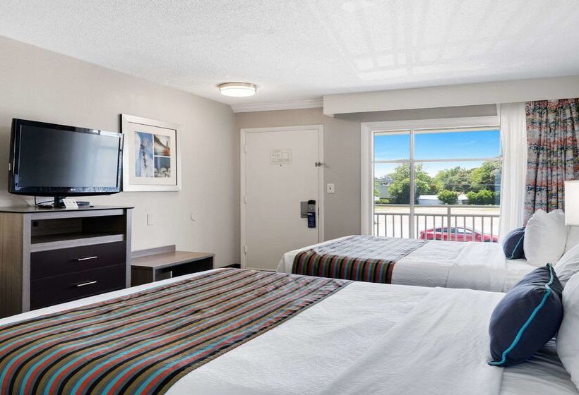 هتل Best Western Plus Holiday Sands Inn & Suites