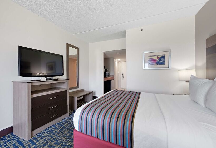 هتل Best Western Plus Holiday Sands Inn & Suites