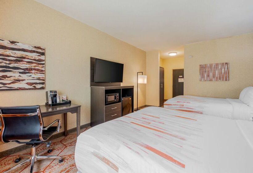 فندق Best Western Plus Warsaw