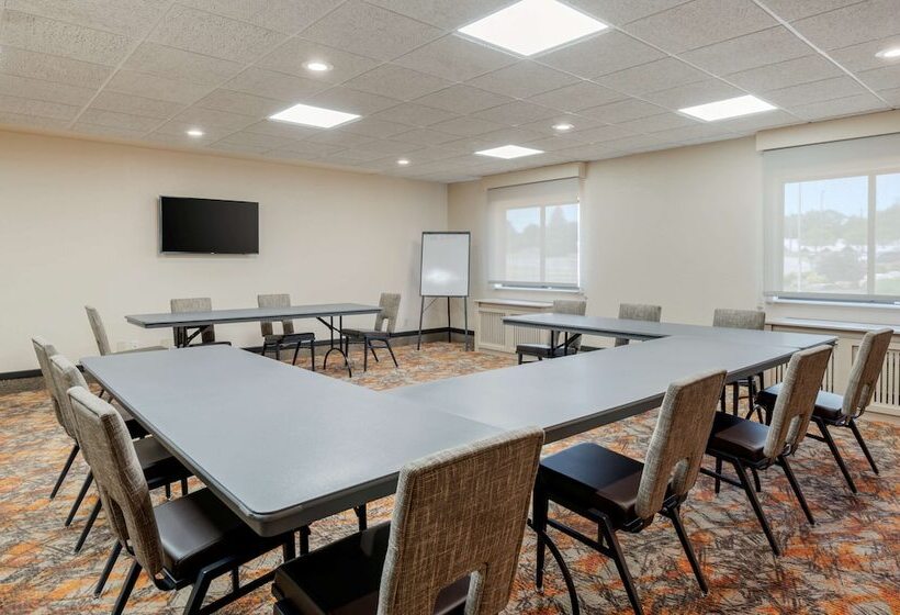 فندق Best Western Plus Warsaw