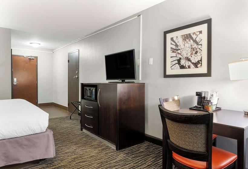 فندق Best Western University Inn At Valparaiso