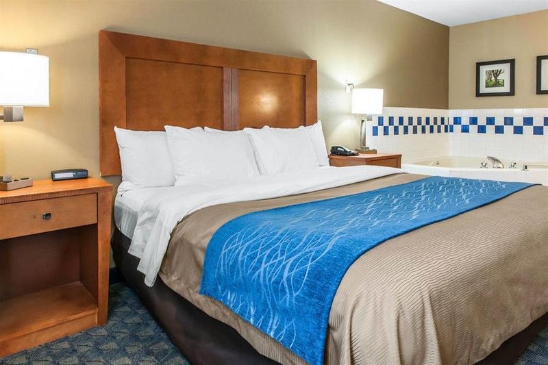 호텔 Comfort Inn & Suites Napoleon