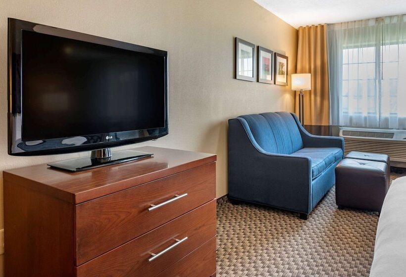 호텔 Comfort Inn & Suites Napoleon
