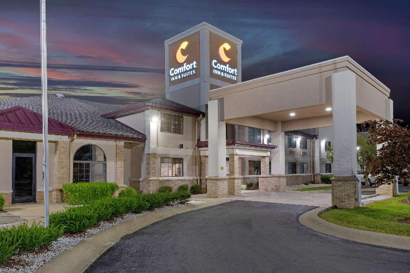 호텔 Comfort Inn & Suites Napoleon