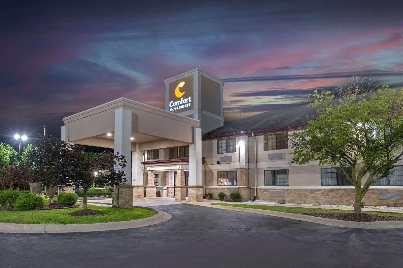 호텔 Comfort Inn & Suites Napoleon