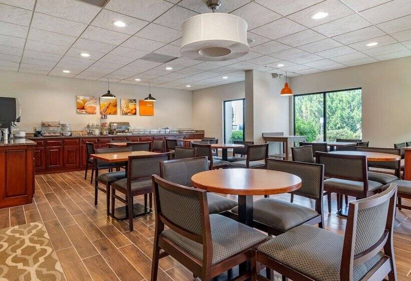 فندق Comfort Inn & Suites Dahlonega University Area