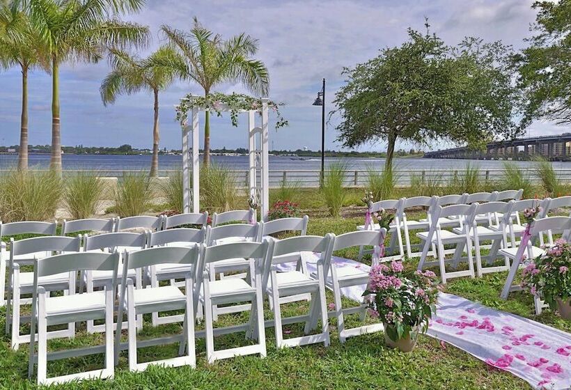 فندق Courtyard By Marriott Bradenton Sarasota/riverfront