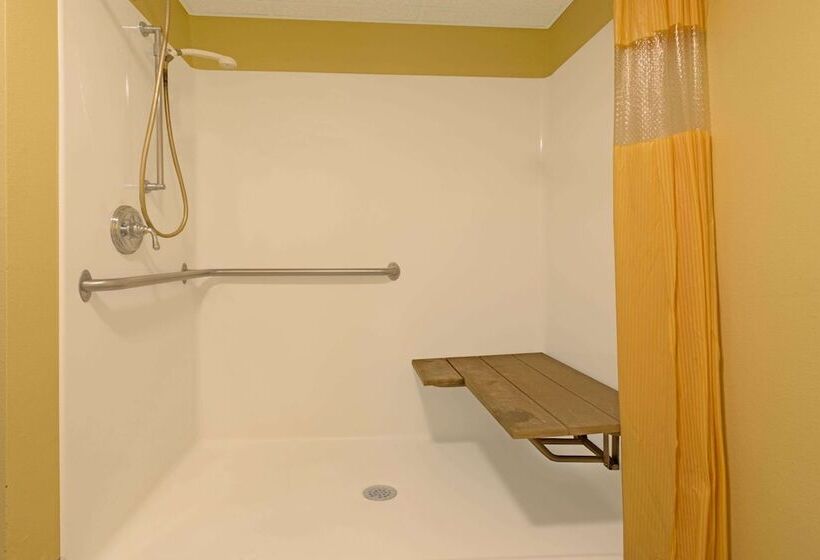 فندق Days Inn By Wyndham Cameron