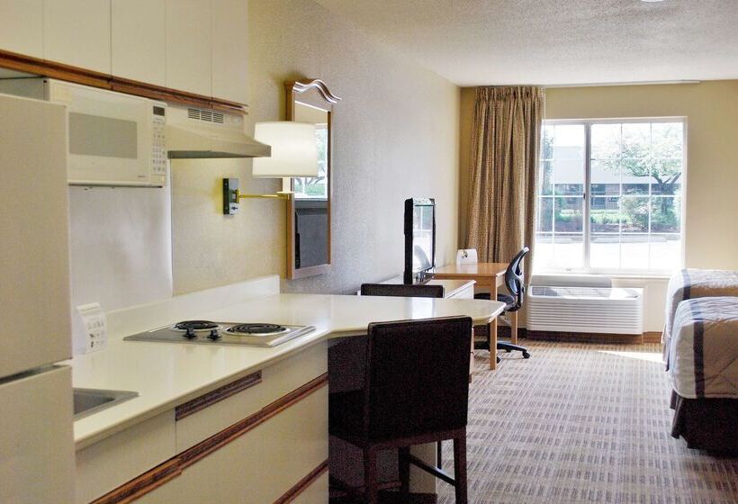هتل Extended Stay America Suites   Atlanta   Marietta   Powers Ferry Rd