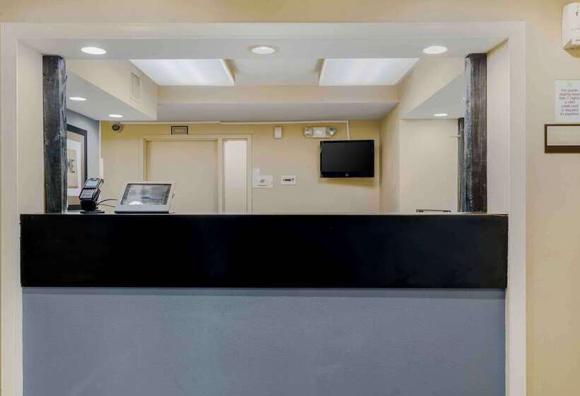 בית מלון כפרי Extended Stay America Suites  Boston  Waltham  52 4th Ave