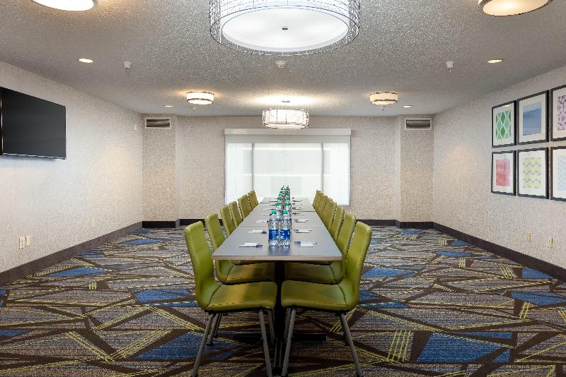 فندق Holiday Inn Express & Suites Milton East I 10, An Ihg