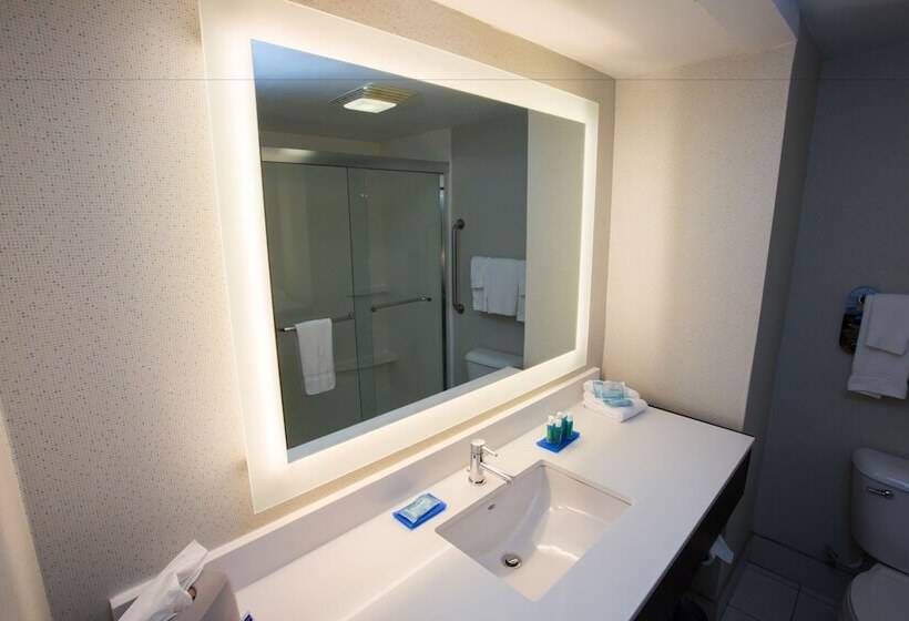 فندق Holiday Inn Express Wilmington, An Ihg