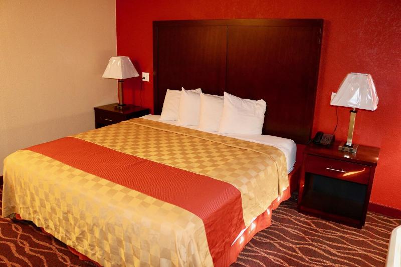 فندق Holiday Lodge   Salem,or