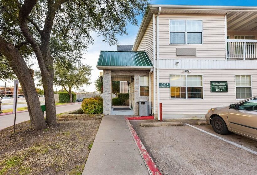 בית מלון כפרי Hometowne Studios By Red Roof Dallas   North Addison   Tollway