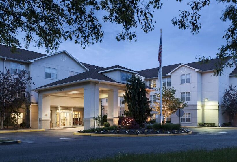هتل Homewood Suites By Hilton Newarkcranford