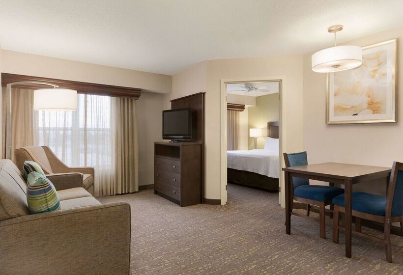 호텔 Homewood Suites Toledo Maumee