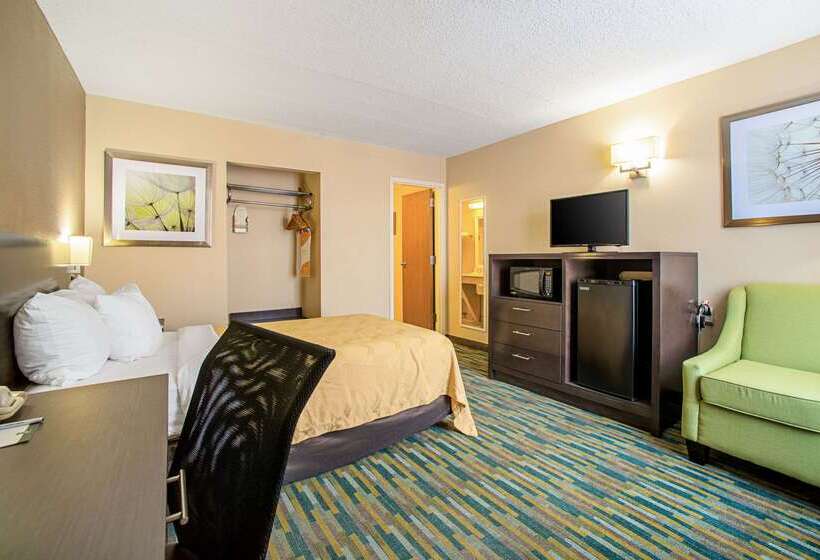 בית מלון כפרי Quality Inn Near Six Flags St. Louis